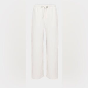 NWT Aritzia The Lodge Pant™ - Crepette™ light birch size medium